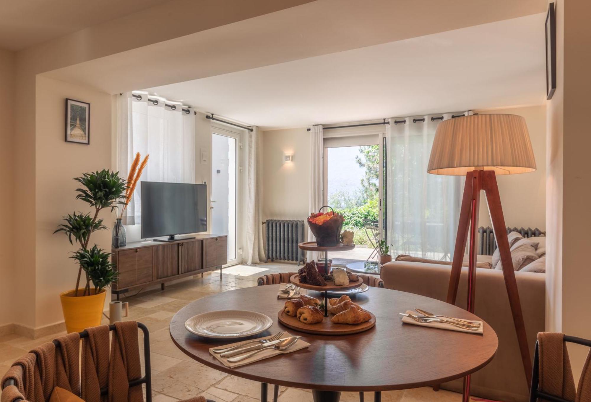 Hotel L'Incomparable By Les Etincelles Tresserve Экстерьер фото